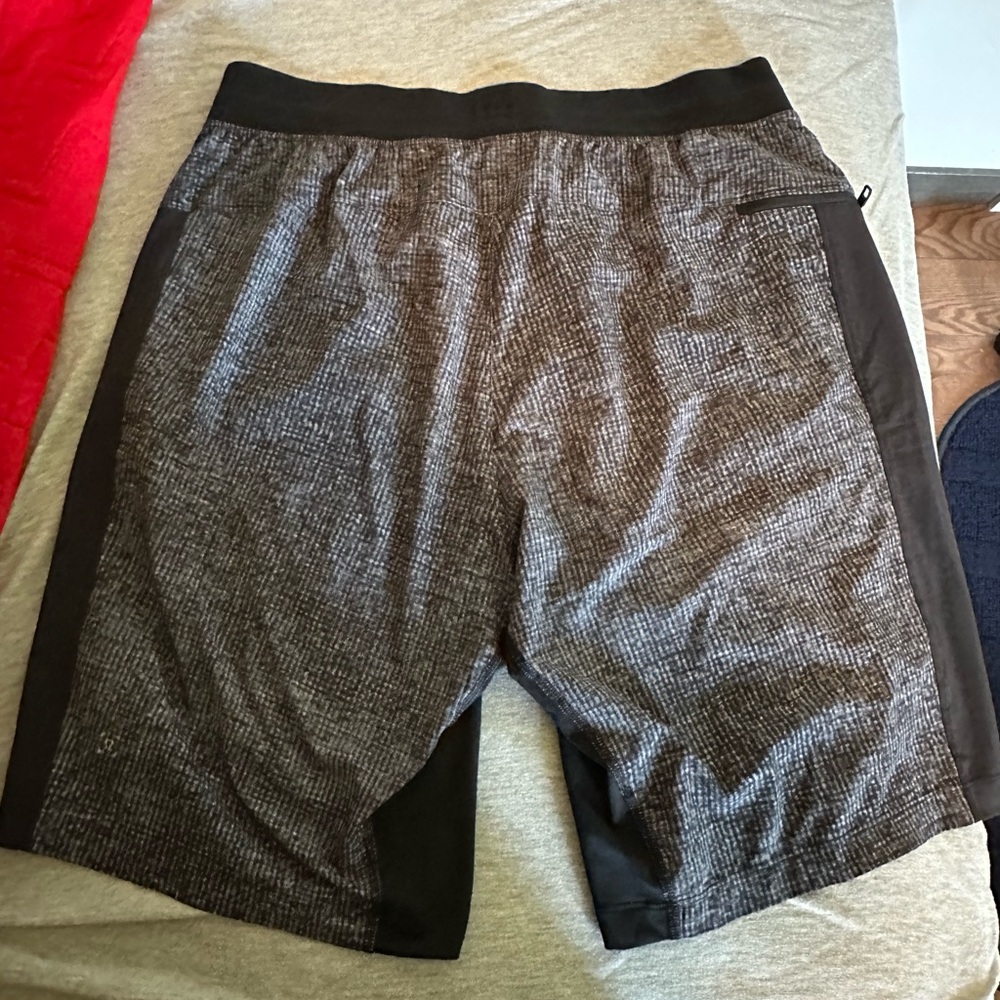 Men’s lululemon shorts black/grey mix. Xl?